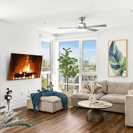 Blue Water Views By Venice Beach Top Resort Pool